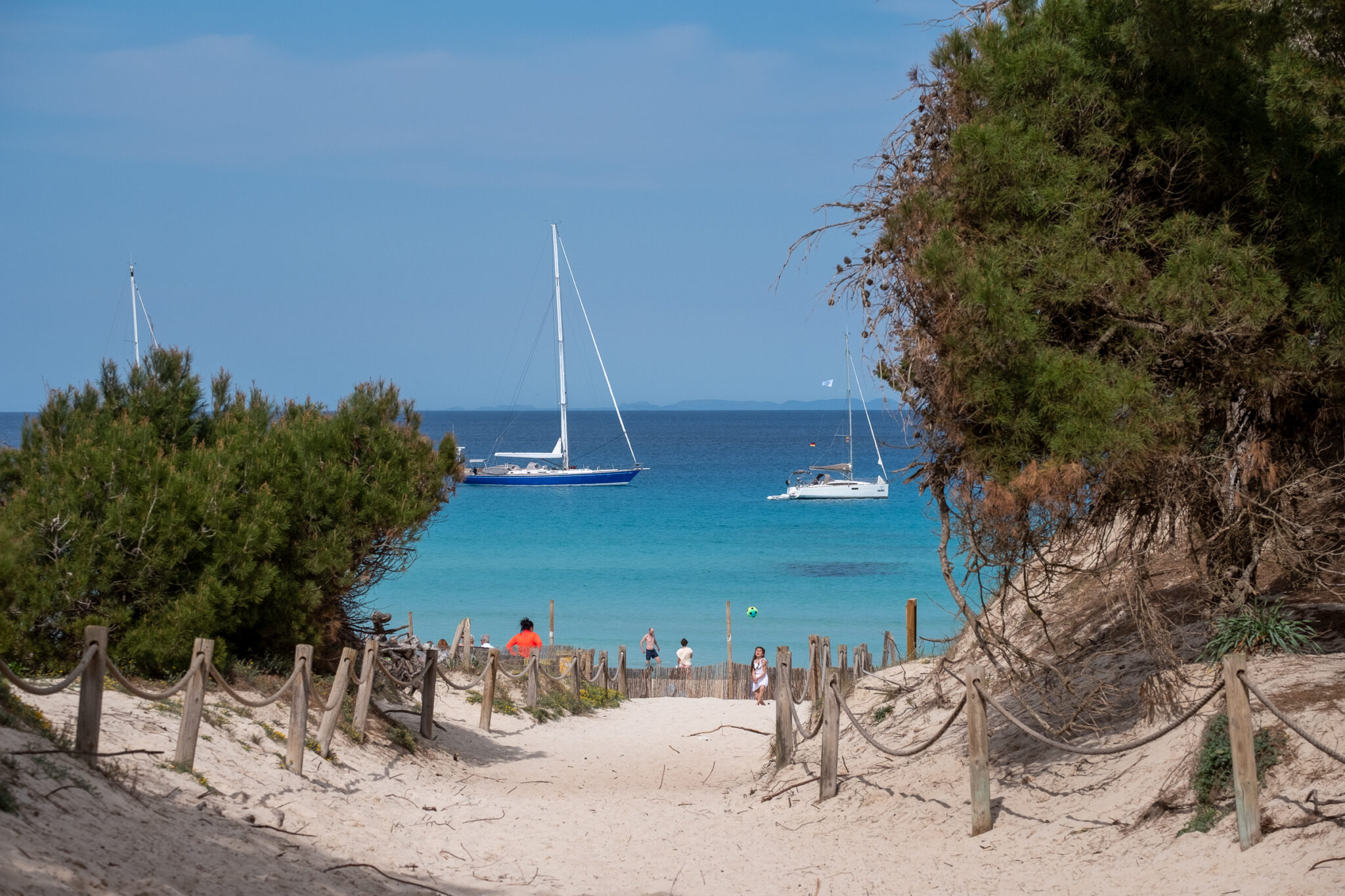 Bay Hike: Cala Agulla to Cala Mesquida - Estilo Palma