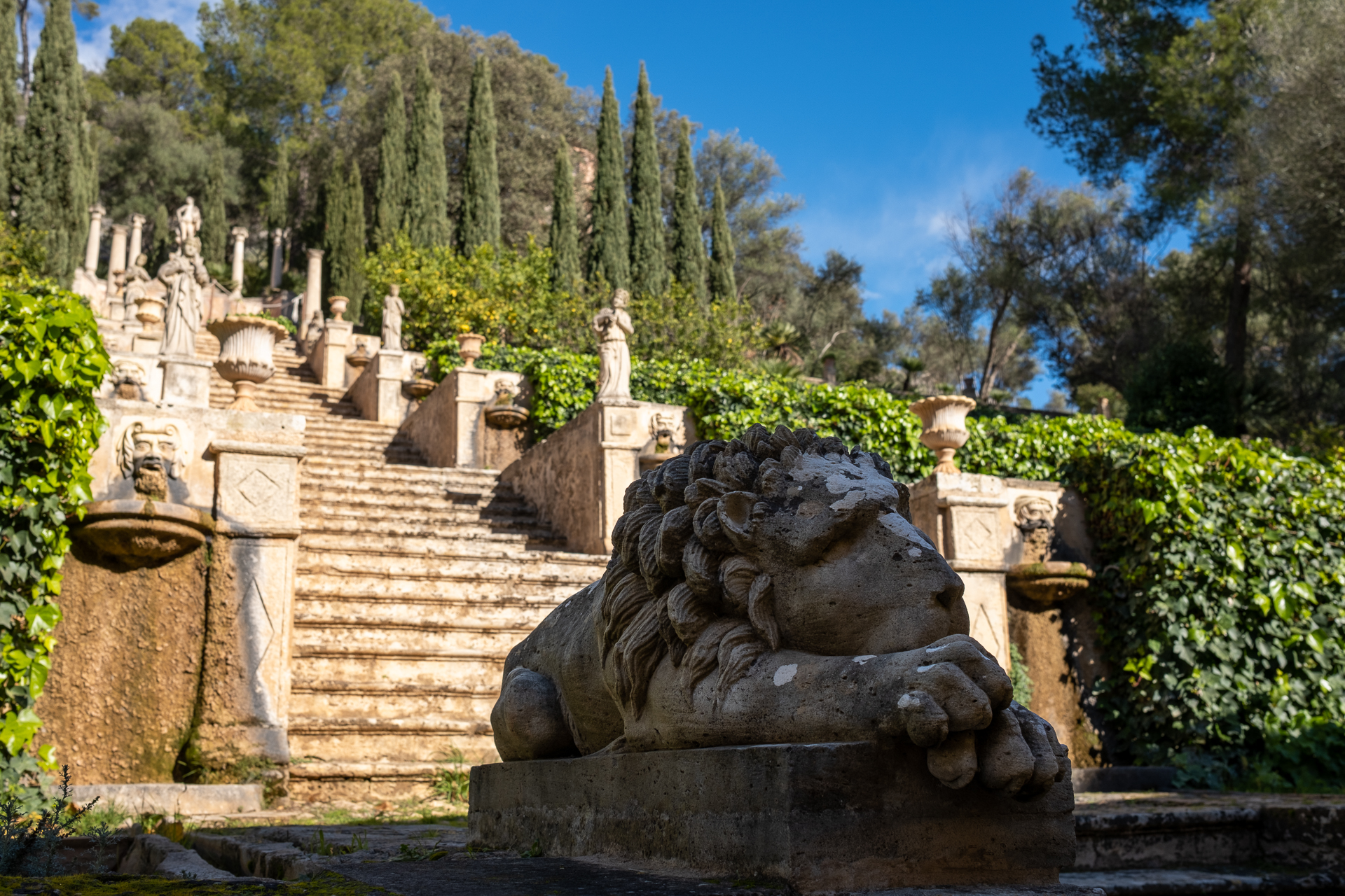 Staircase at Finca Raixa, Mallorca - Estilo Palma